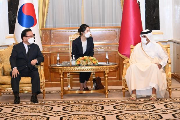 South Korea and Qatar hold PM talks on energy cooperation
