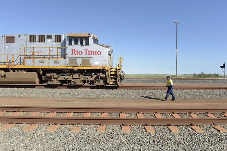 Australian-British concern Rio Tinto signs deal to unlock massive Simandou iron ore project