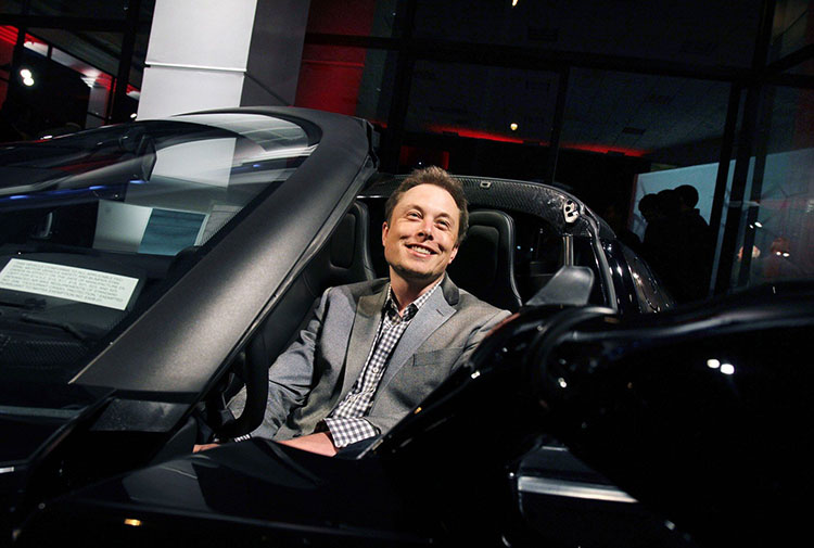 Musk may continue to sell Tesla, with or without Twitter