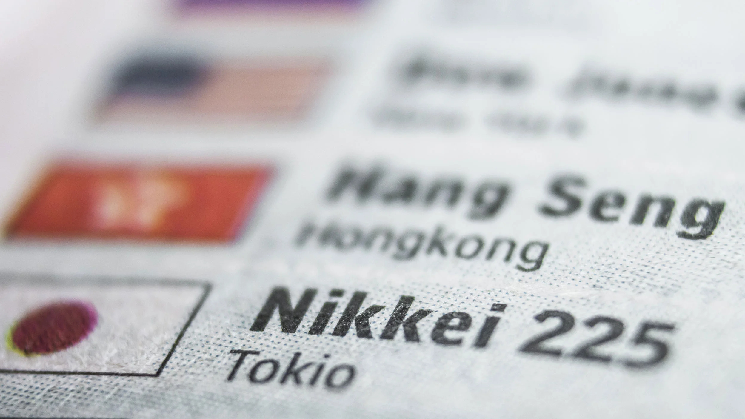 Nikkei bounces back on upbeat earnings outlook, shrugs off middle east concerns