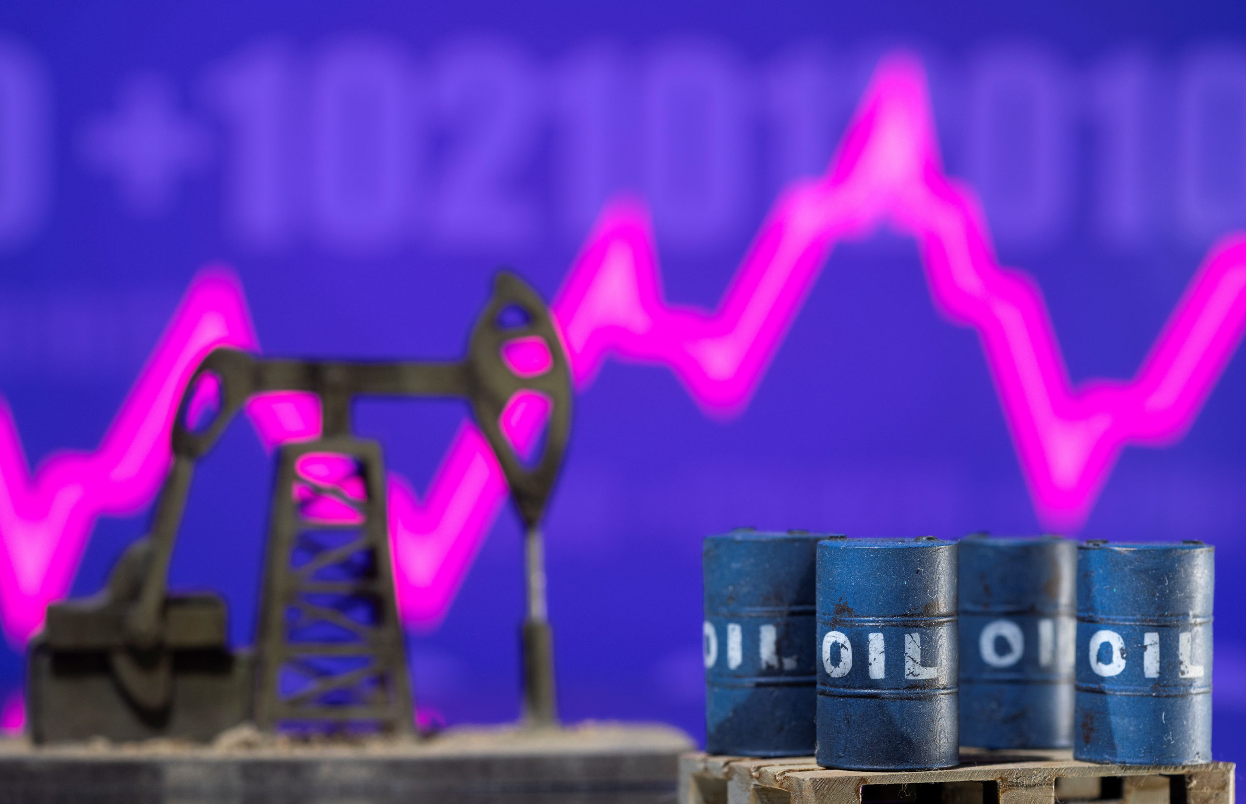 Oil prices hold near January lows as demand concerns persist, rebound possible