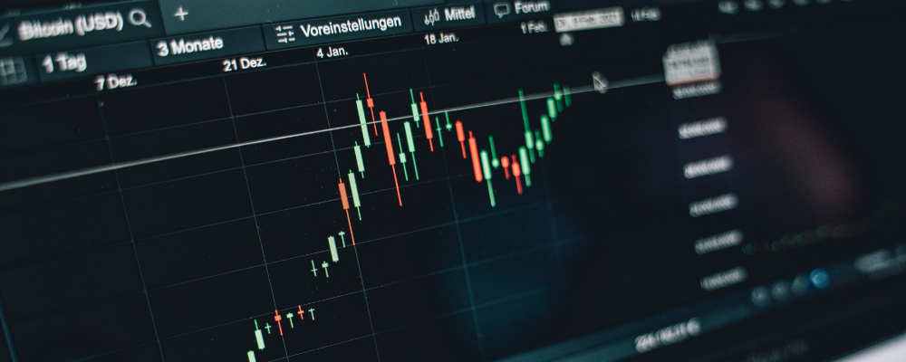 How to combine fundamental and technical analysis