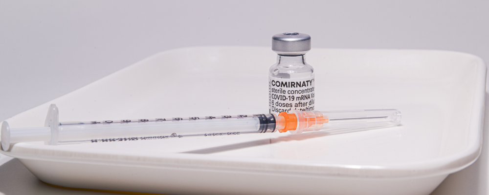 Pfizer vs. Moderna comparative analysis: which stock is better?
